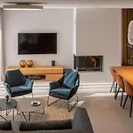 Vila Sara *