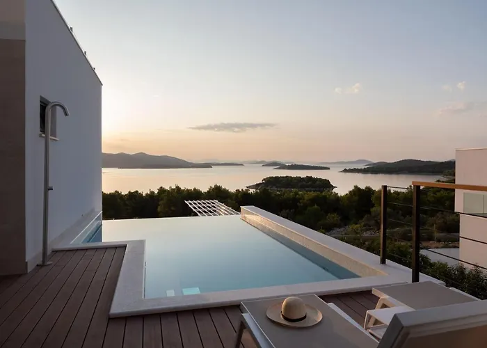 Sara וילה יזרה