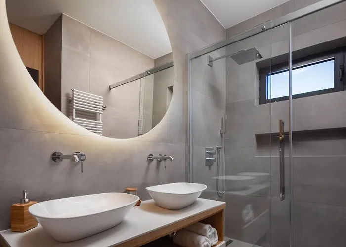 וילה Sara יזרה